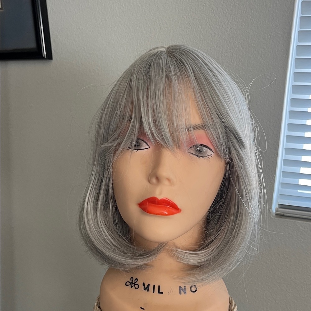 New 10 inch Silver Gray Bob Women's Wig with Bangs. Basic Cap
